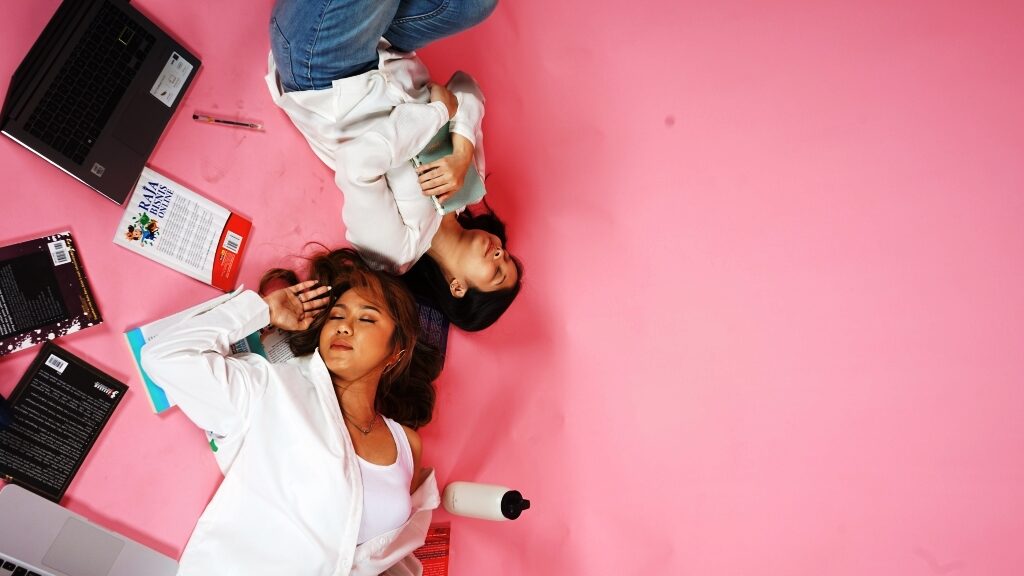 iAne dan Nadine Makalew Rilis Single Tak Harus Memiliki