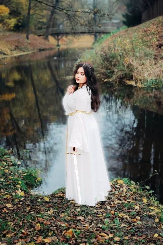 Kamila Batavia Rilis Album Mini “The Scent of Camellias”