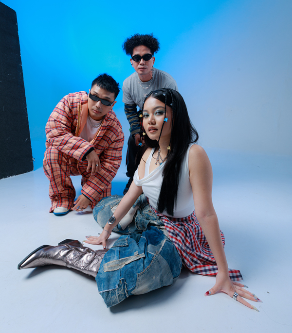 foto dok. Roni Joni, Rycko Ria, dan Naomi Ivo