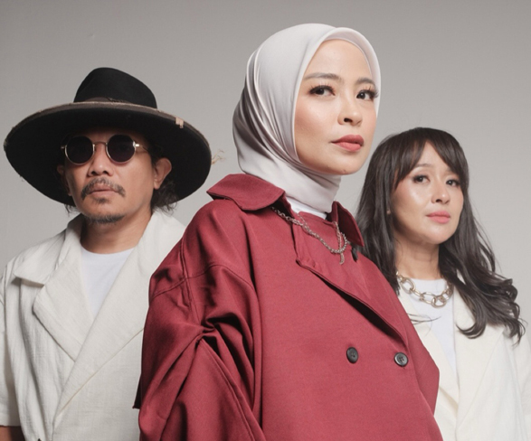 foto dok. ig@tantrisyalindri dan kotakband_